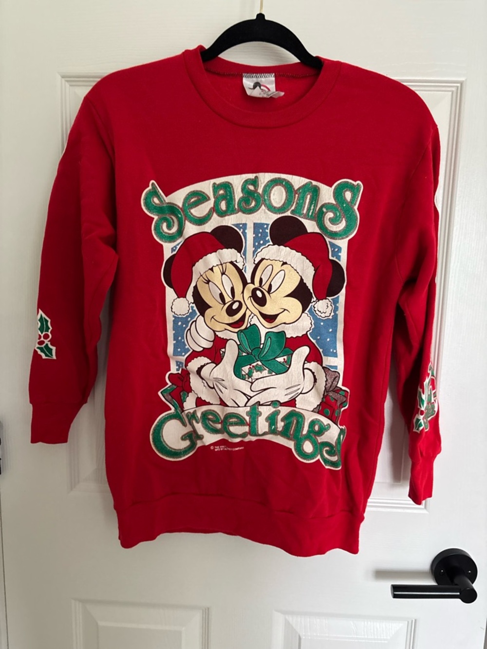 Vintage Disney Mickey & Minnie 'Seasons Greetings' Red Holiday Sweatshirt small
